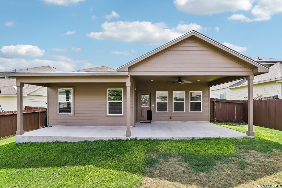 1807 Golden Maple San Antonio TX 78245