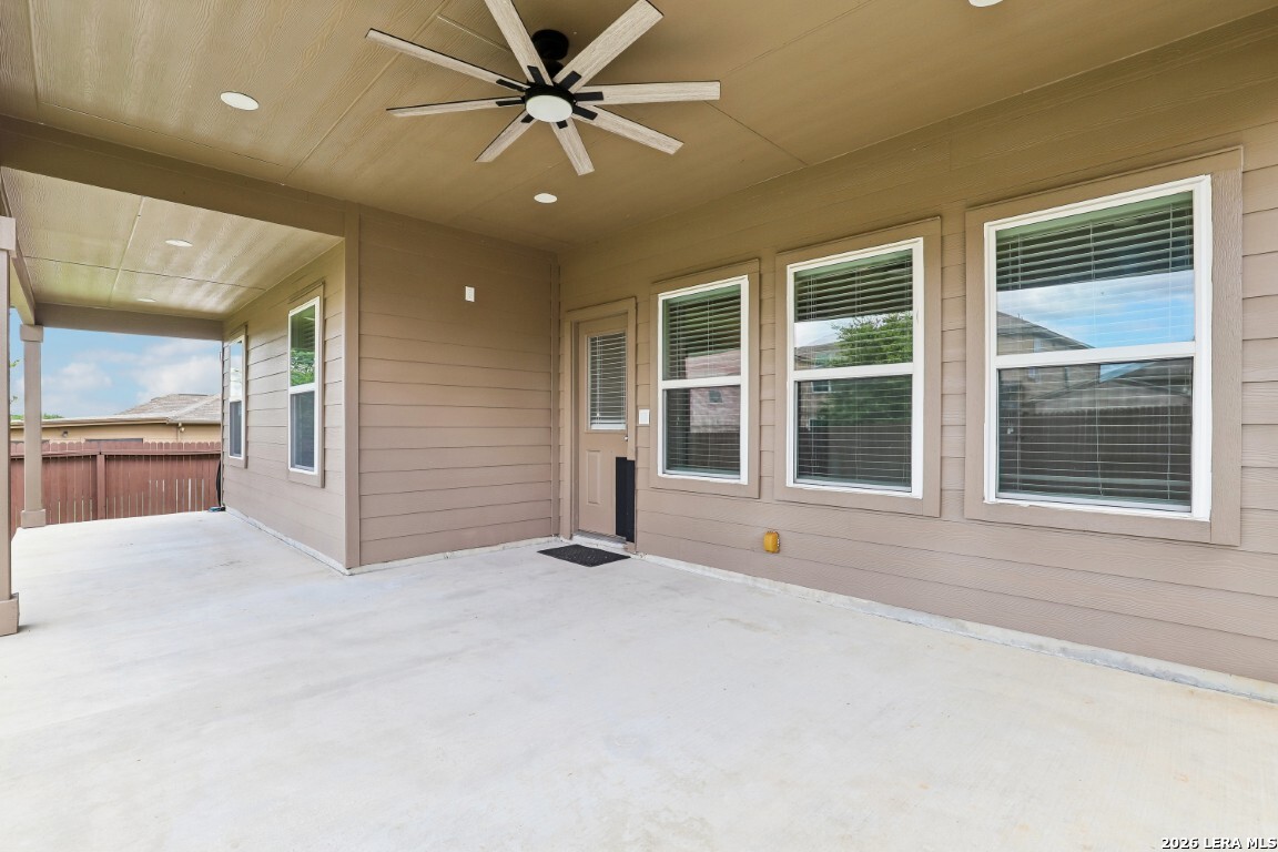 1807 Golden Maple San Antonio TX 78245