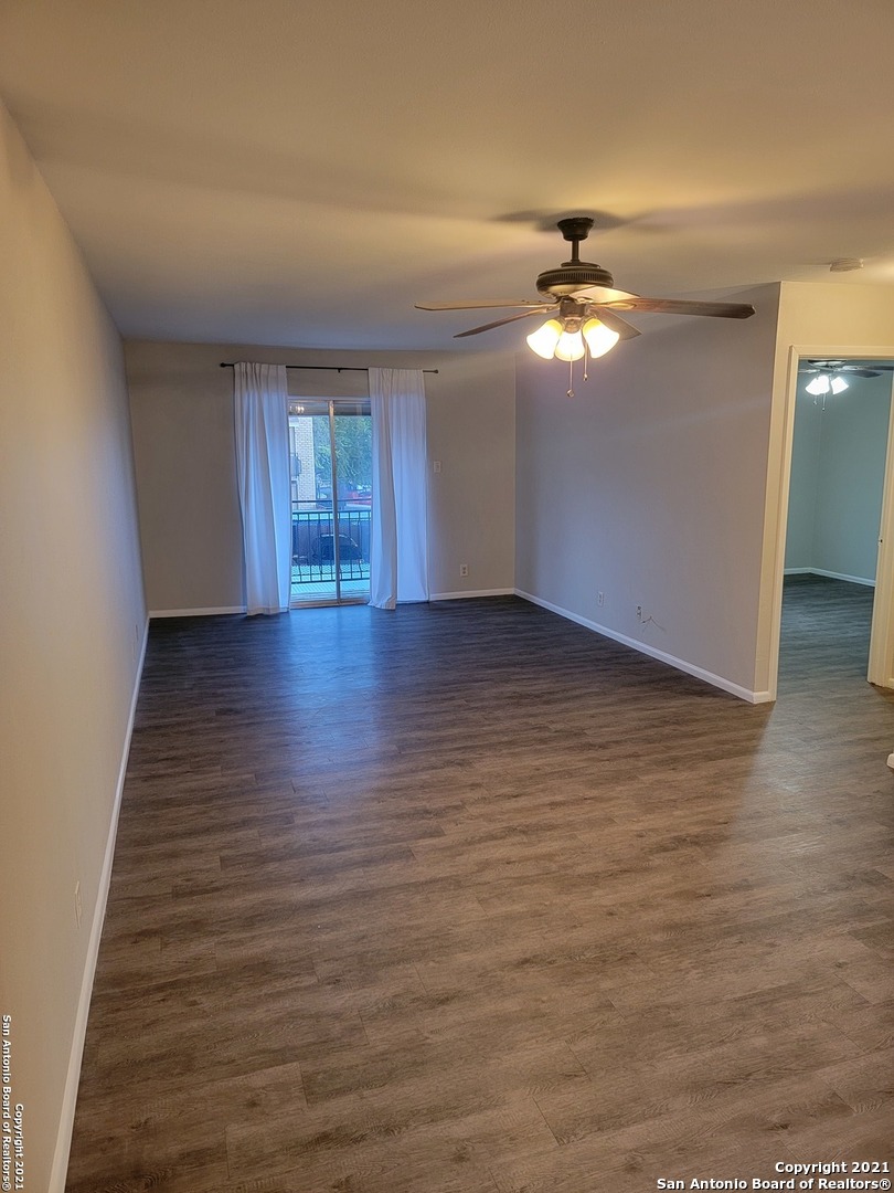 923 Vance Jackson Road San Antonio TX 78201