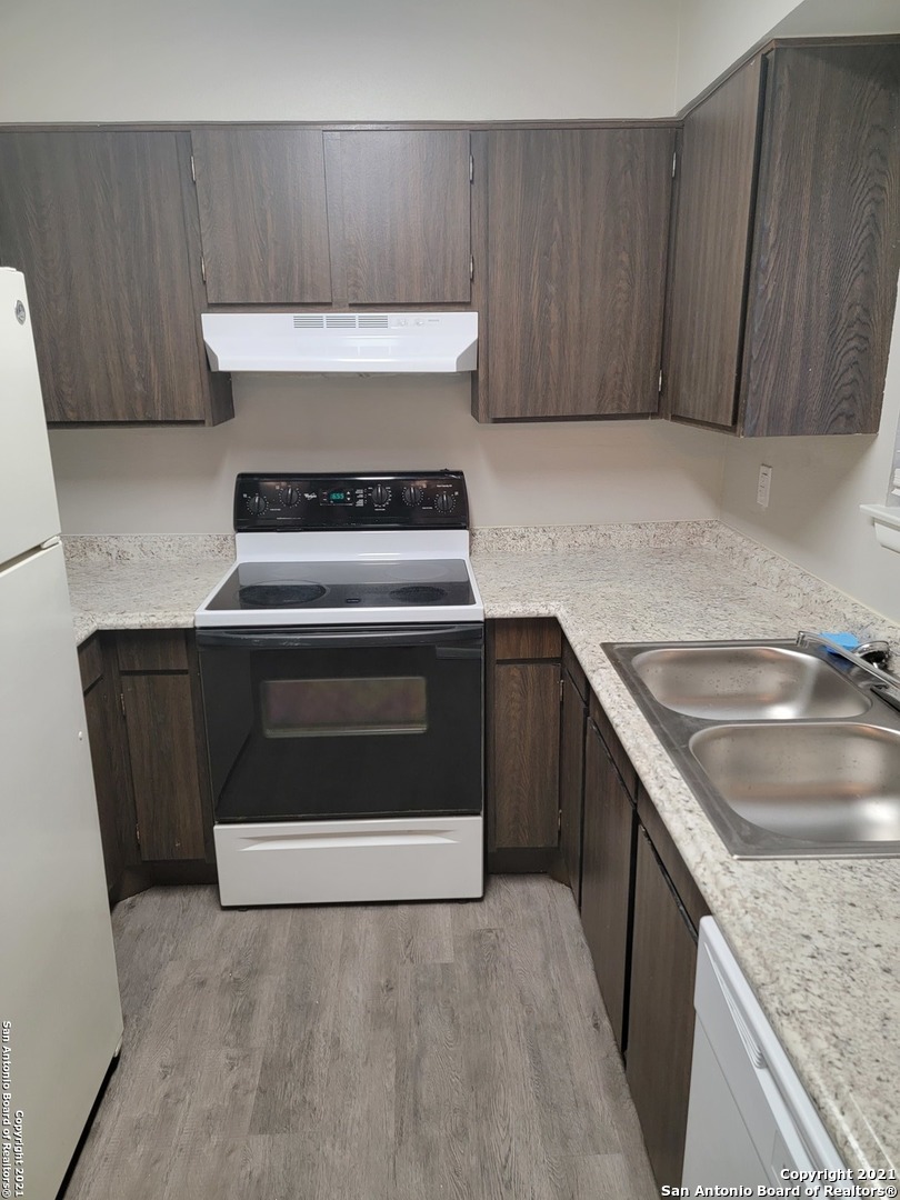 923 Vance Jackson Road San Antonio TX 78201