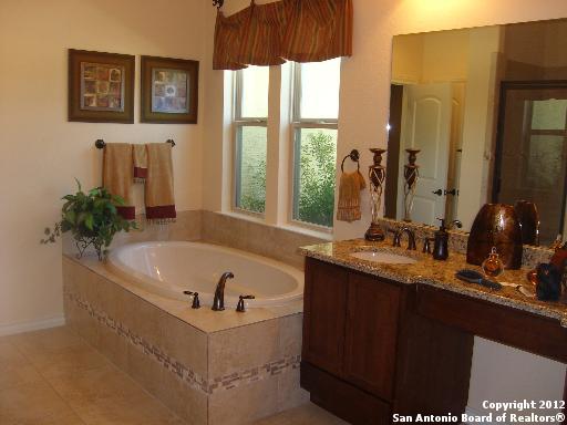 8835 Napa Landing Boerne TX 78015