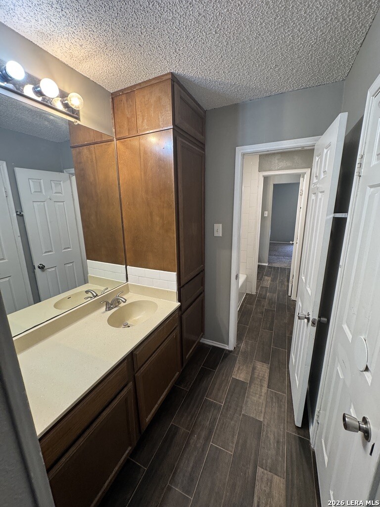 4906 Ali San Antonio TX 78229