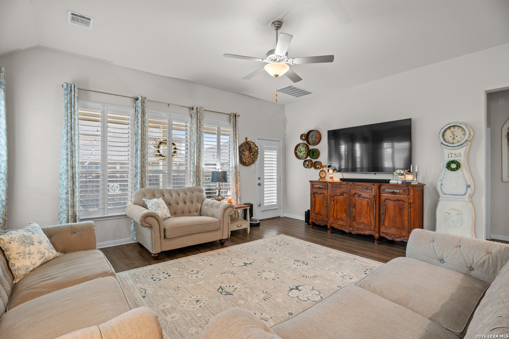 2040 Market Schertz TX 78154