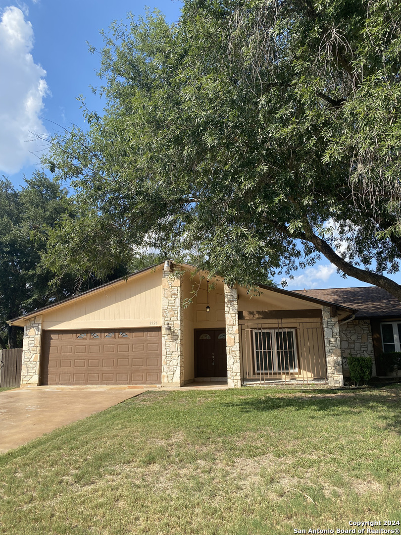 9526 Dunhill San Antonio TX 78239