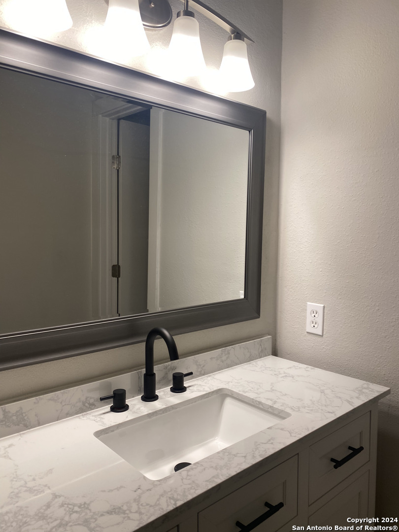 9526 Dunhill San Antonio TX 78239