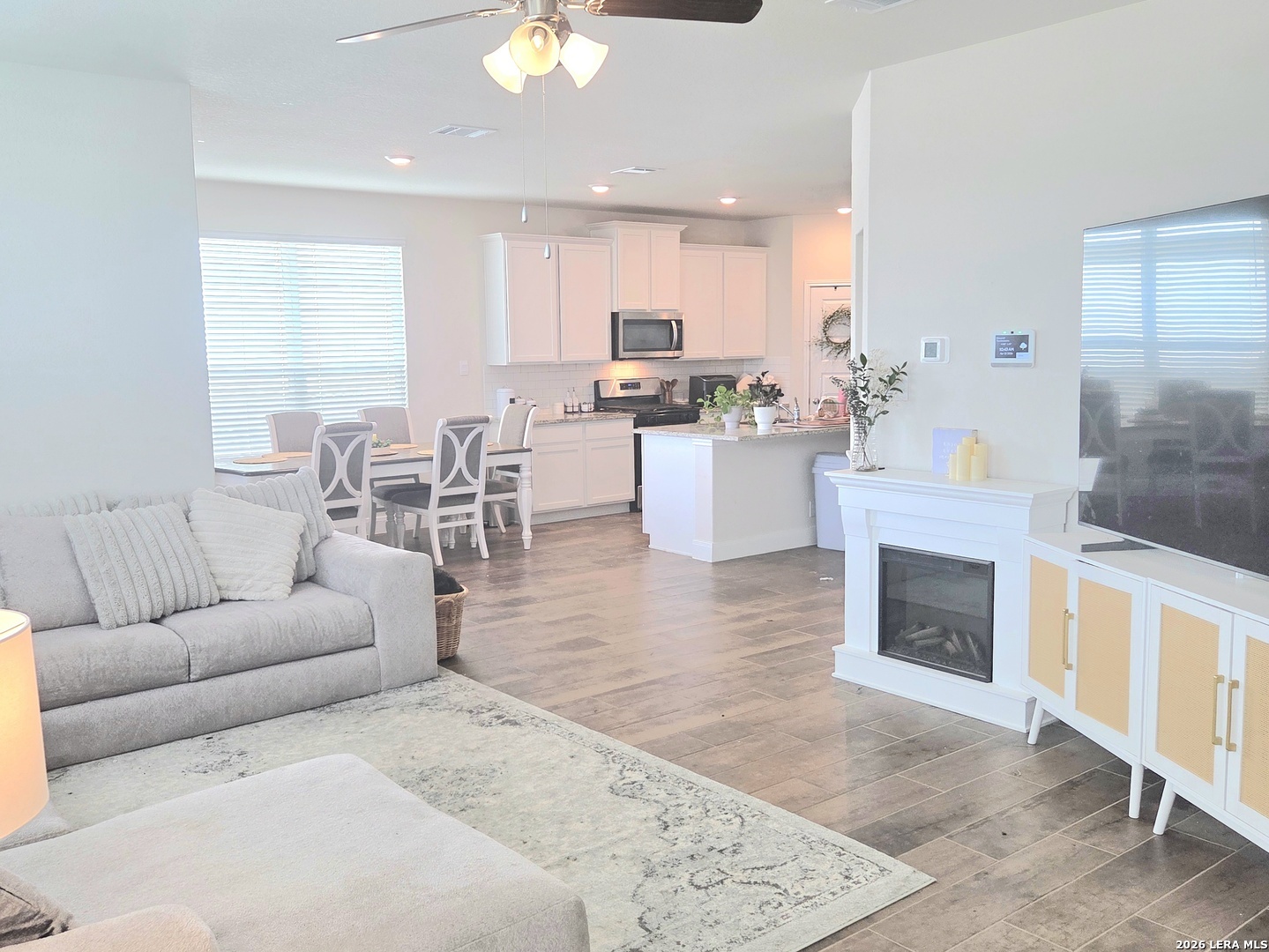 21059 Millstream Bend San Antonio TX 78266