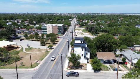 122 S Walters Street San Antonio TX 78210
