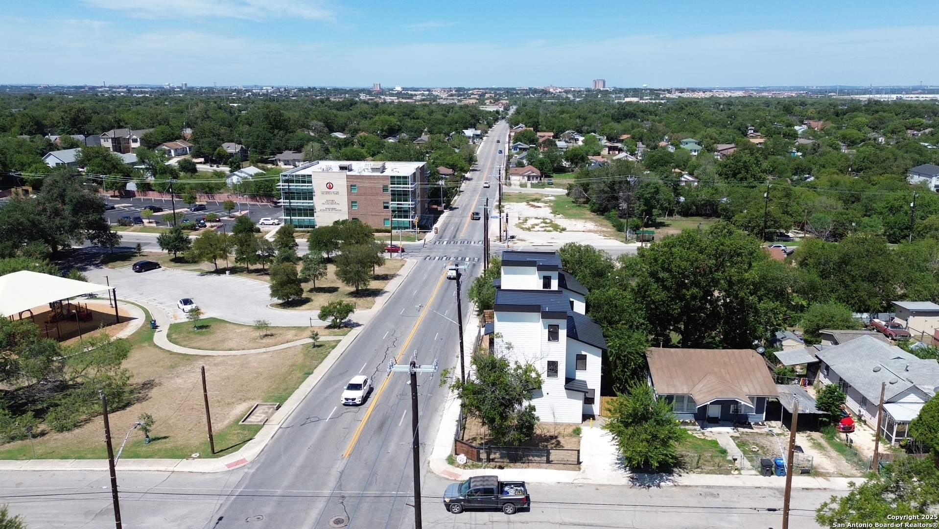 122 S Walters Street San Antonio TX 78210