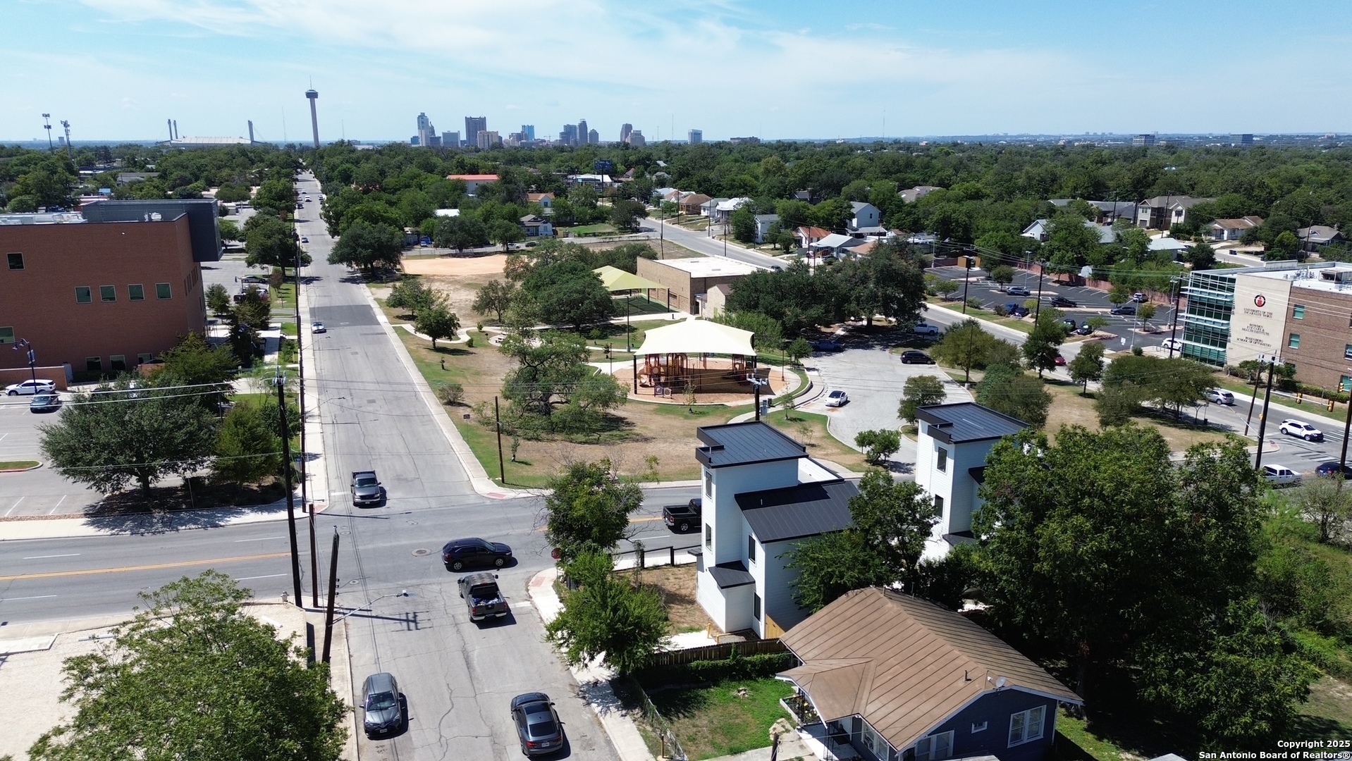 122 S Walters Street San Antonio TX 78210