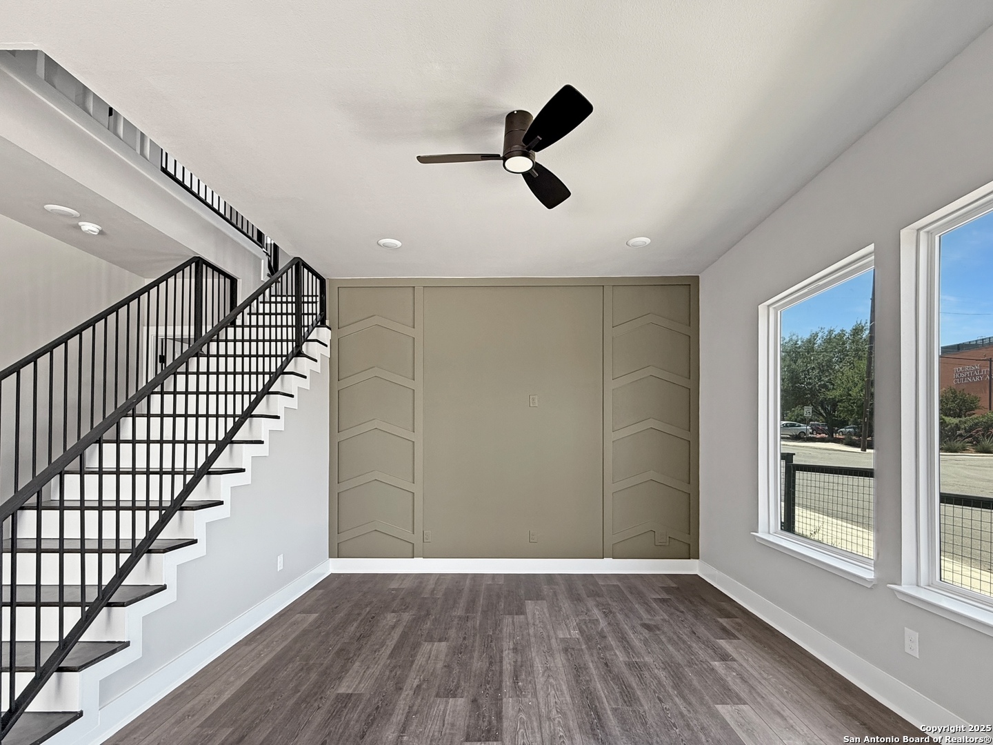 122 S Walters Street San Antonio TX 78210