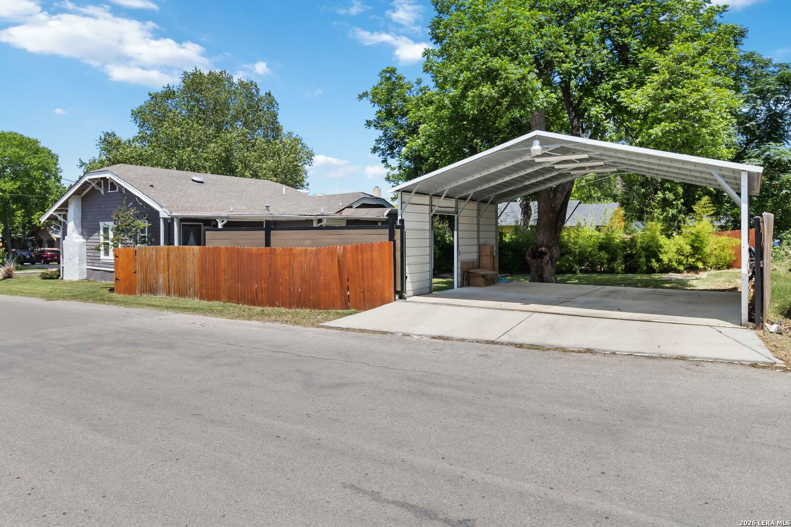 944 Fulton Avenue San Antonio TX 78201