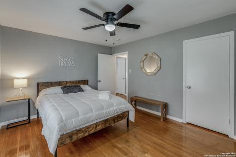 339 Edgebrook San Antonio TX 78213