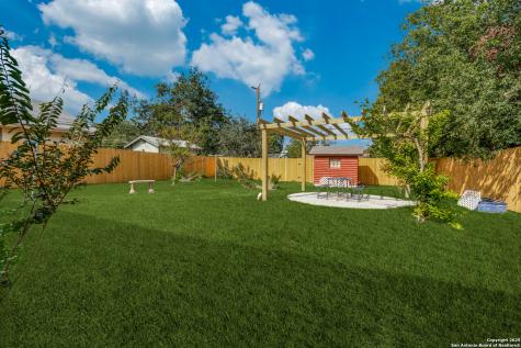 339 Edgebrook San Antonio TX 78213