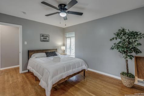 339 Edgebrook San Antonio TX 78213