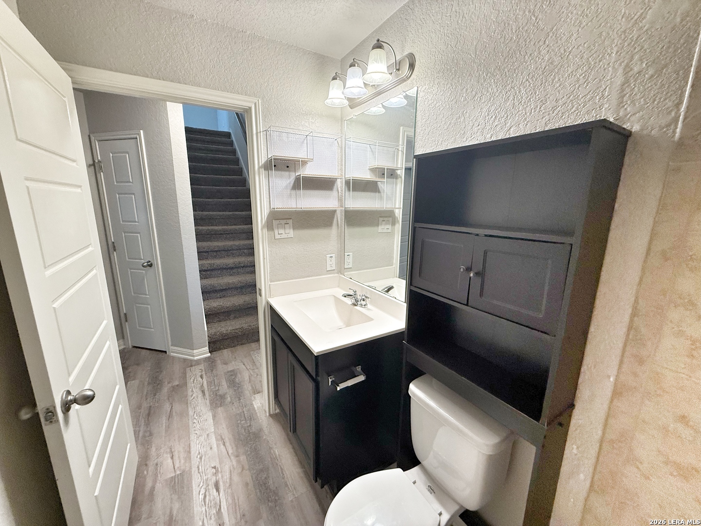 8819 Straight Oaks San Antonio TX 78254