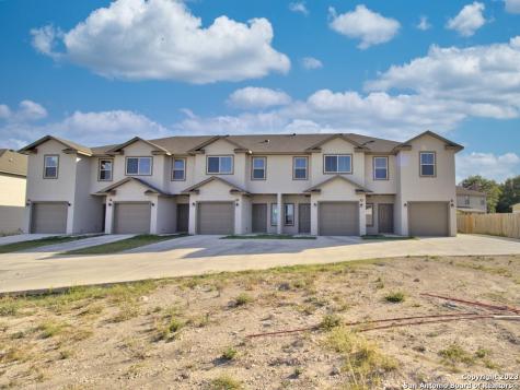 7503 Savannah Brooks San Antonio TX 78233