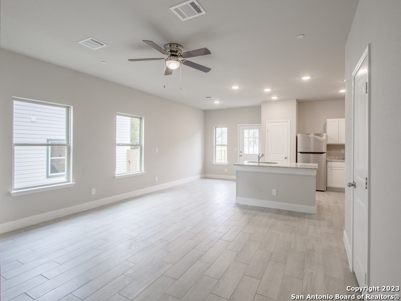 7503 Savannah Brooks San Antonio TX 78233