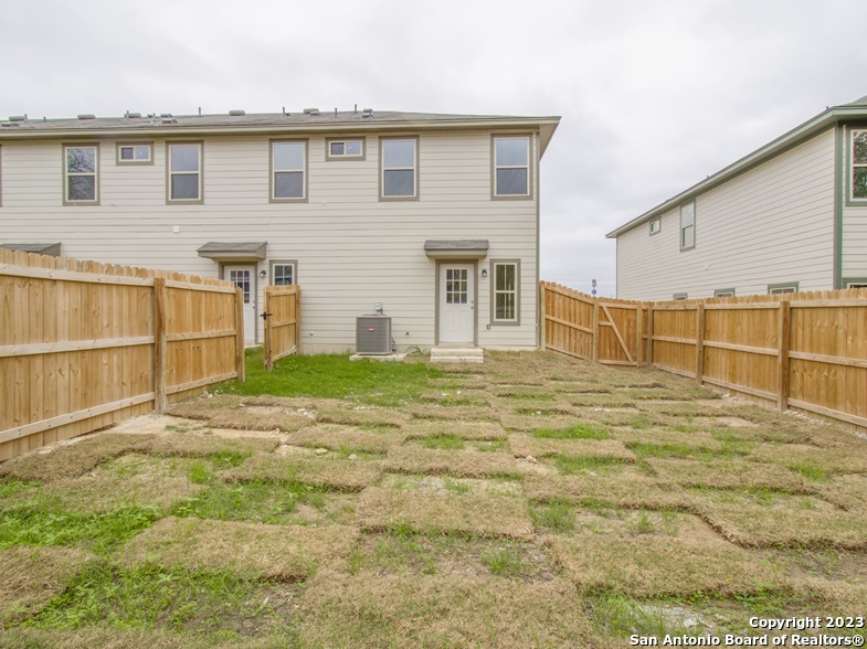7503 Savannah Brooks San Antonio TX 78233