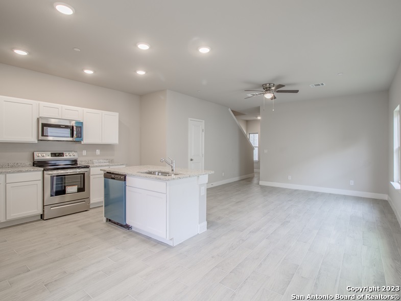 7503 Savannah Brooks San Antonio TX 78233
