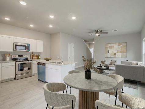 7503 Savannah Brooks San Antonio TX 78233