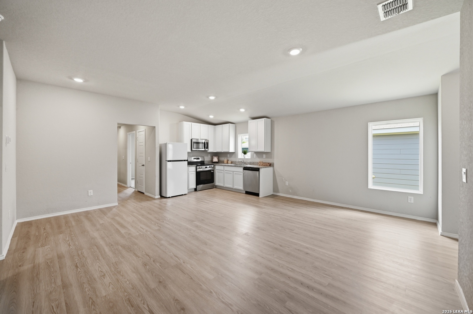 5731 Falcon Point San Antonio TX 78222