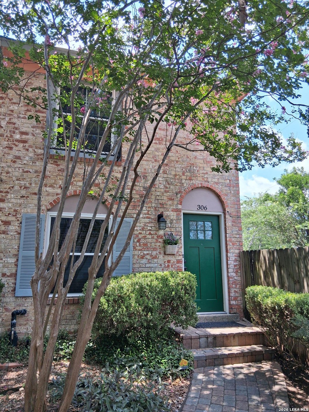 2811 Woodbury Drive San Antonio TX 78217