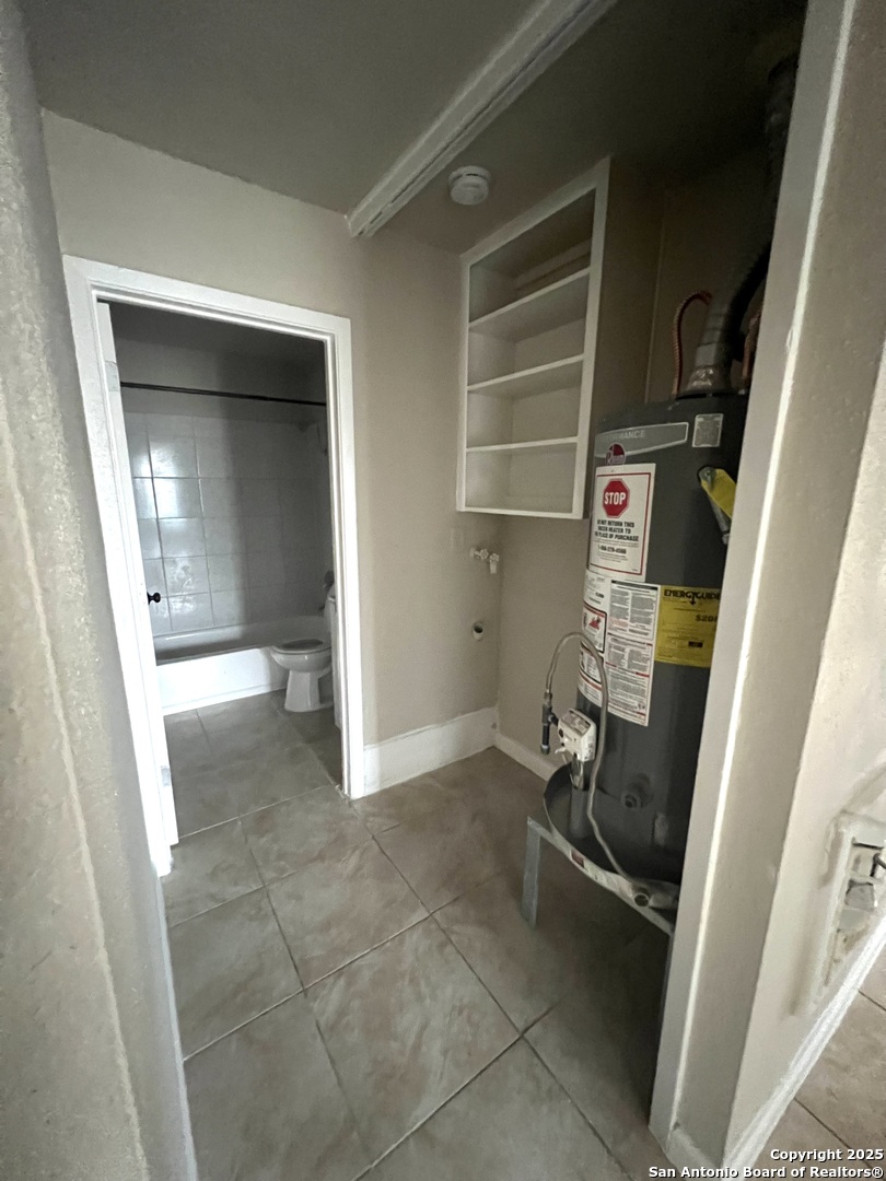 6214 Slate Valley San Antonio TX 78242