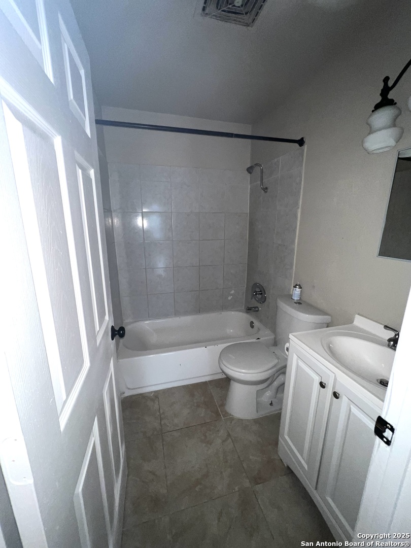 6214 Slate Valley San Antonio TX 78242