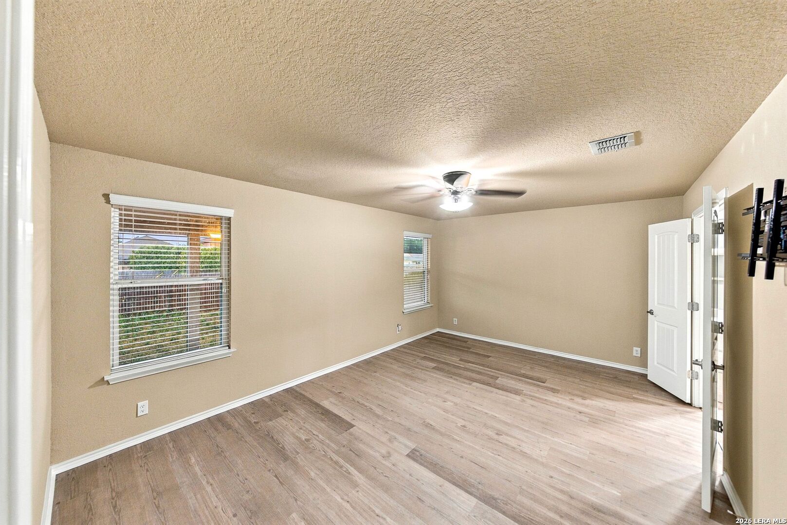 8834 Double Oak San Antonio TX 78254