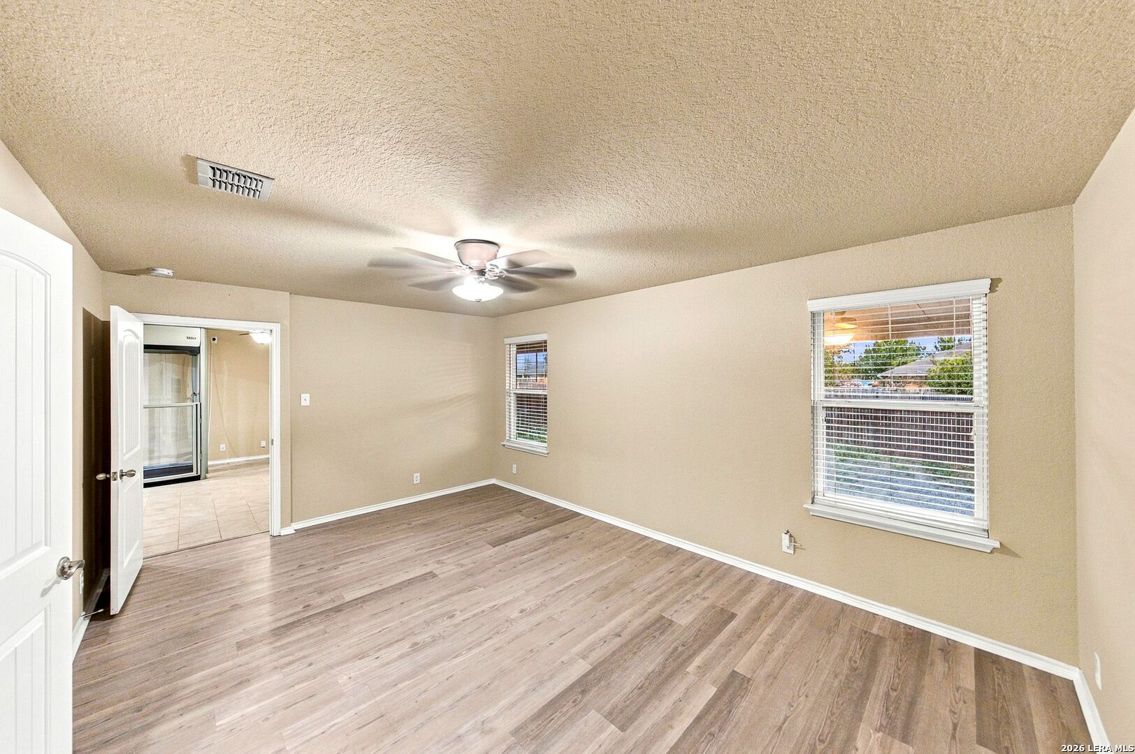 8834 Double Oak San Antonio TX 78254