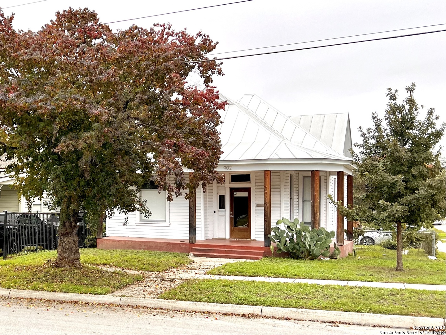 902 N Pine Street San Antonio TX 78202