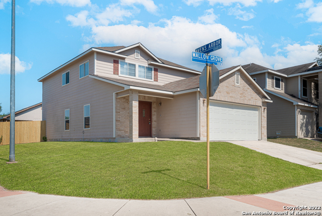 102 Mallow Grove San Antonio TX 78253