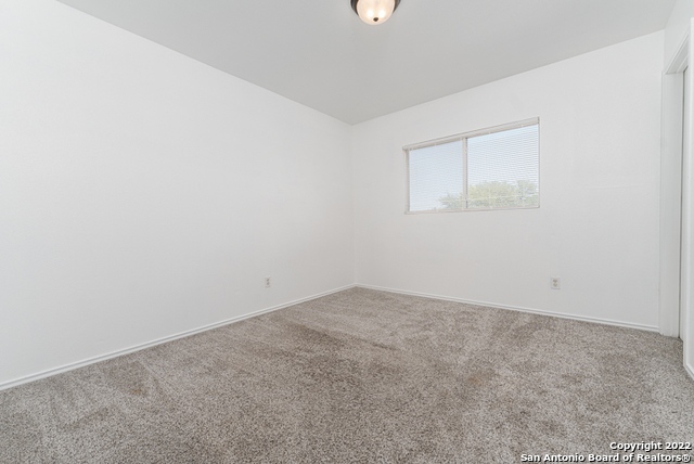102 Mallow Grove San Antonio TX 78253