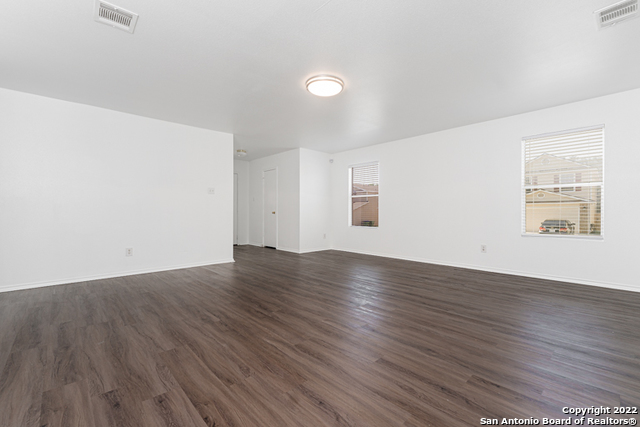 102 Mallow Grove San Antonio TX 78253