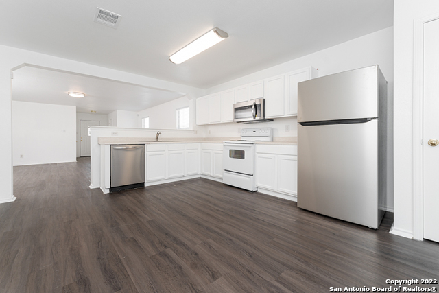 102 Mallow Grove San Antonio TX 78253