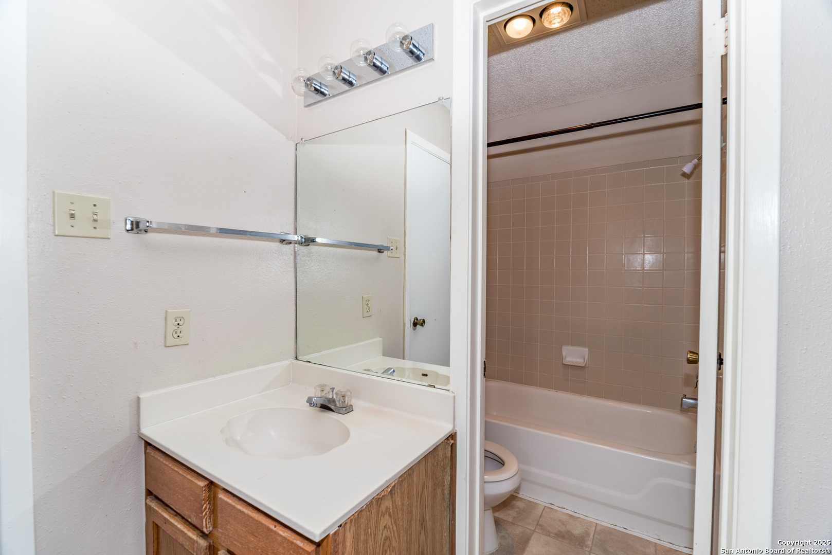 12205 Magnolia Blossom San Antonio TX 78247