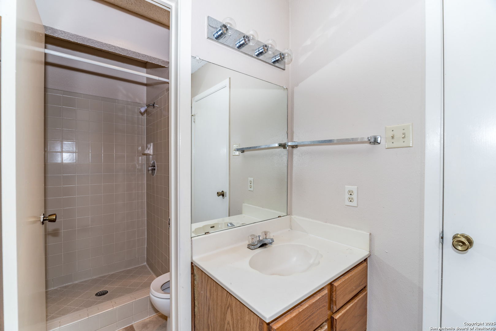 12205 Magnolia Blossom San Antonio TX 78247
