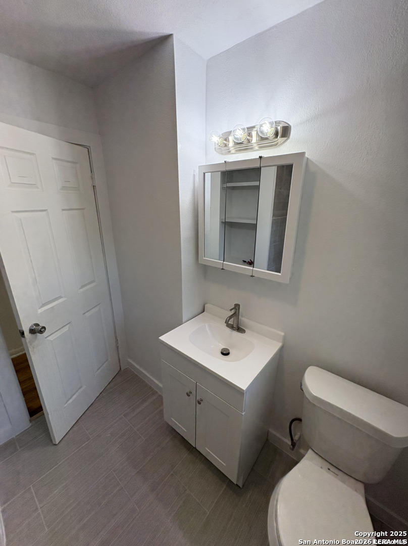 355 Cresham San Antonio TX 78218