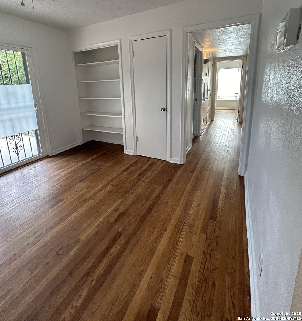 355 Cresham San Antonio TX 78218