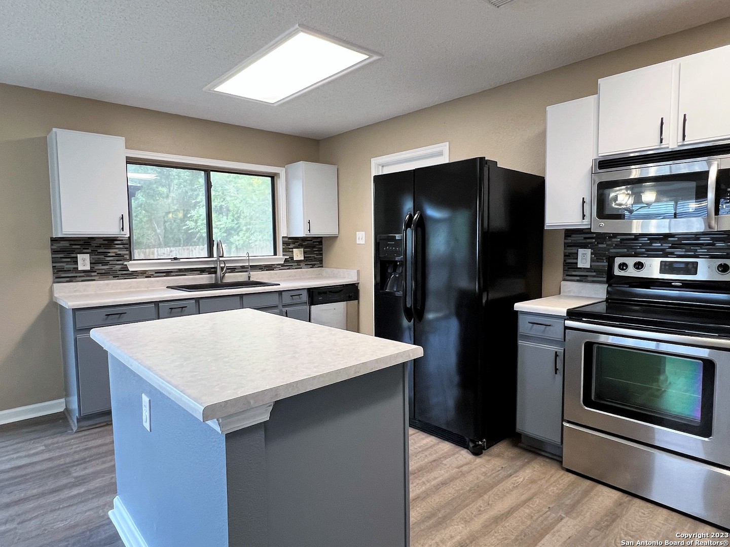 4535 Oakfield Way San Antonio TX 78251