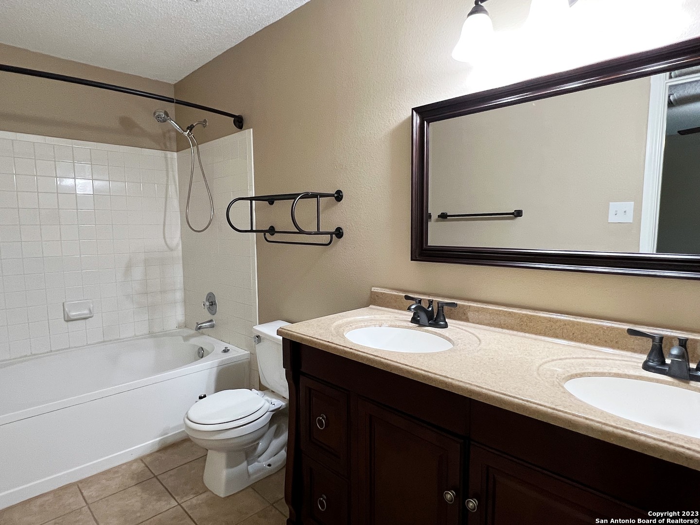 4535 Oakfield Way San Antonio TX 78251