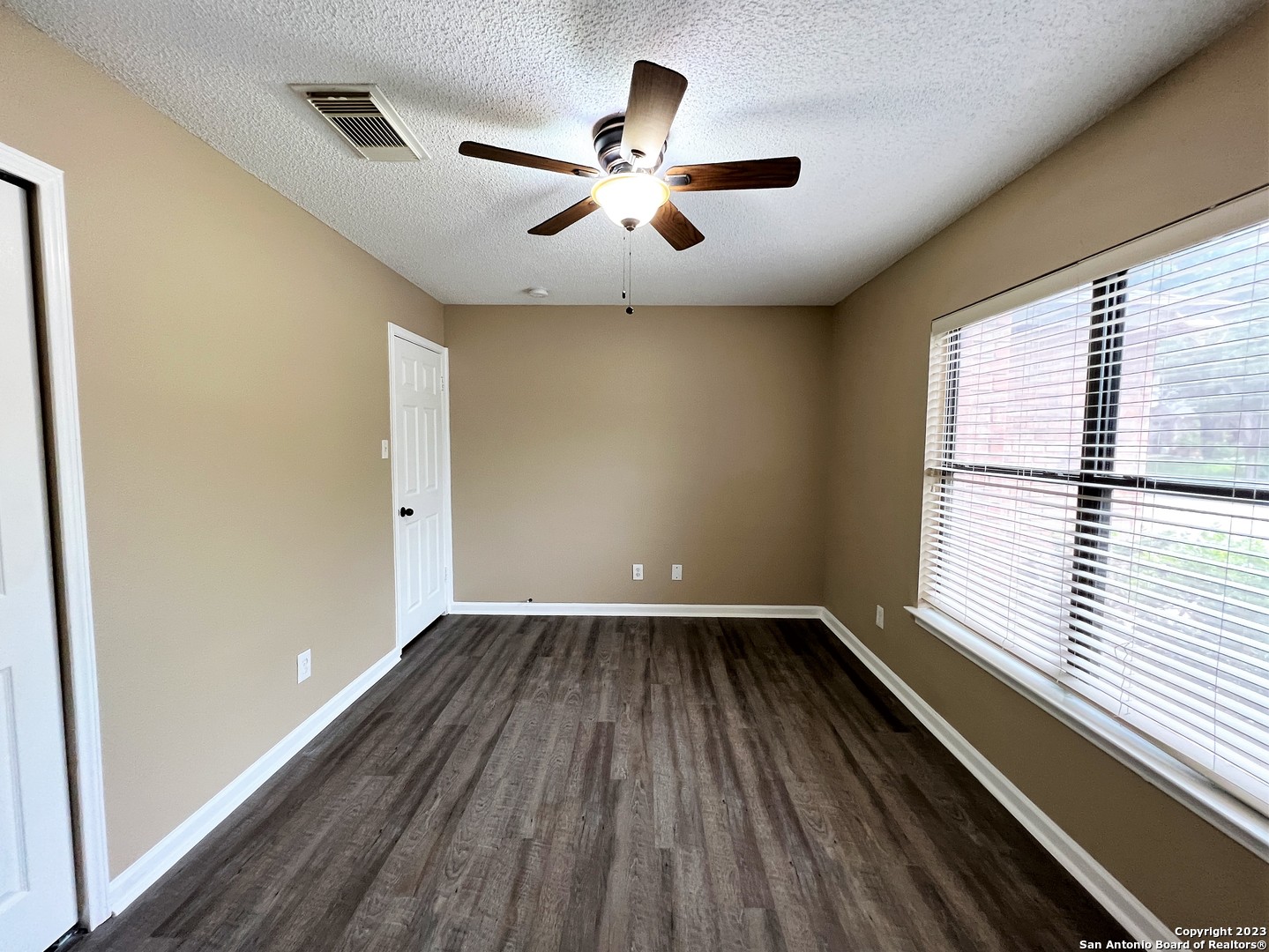 4535 Oakfield Way San Antonio TX 78251