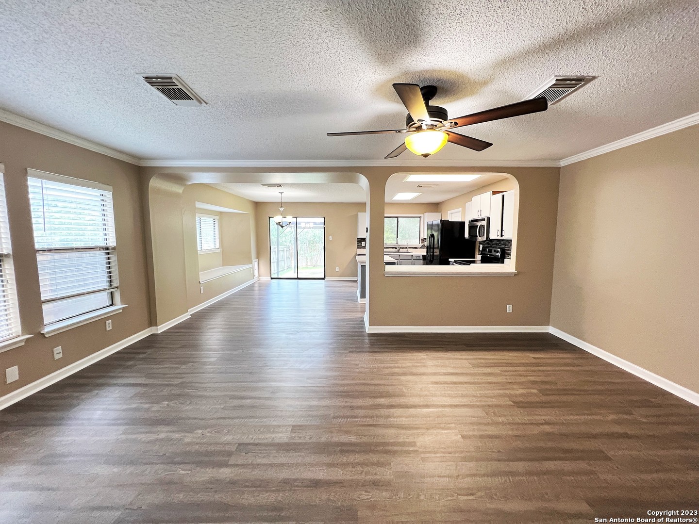 4535 Oakfield Way San Antonio TX 78251
