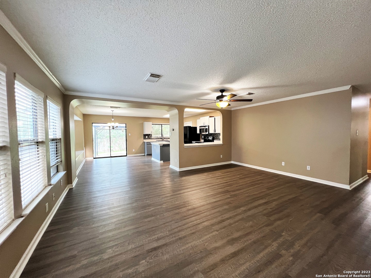 4535 Oakfield Way San Antonio TX 78251