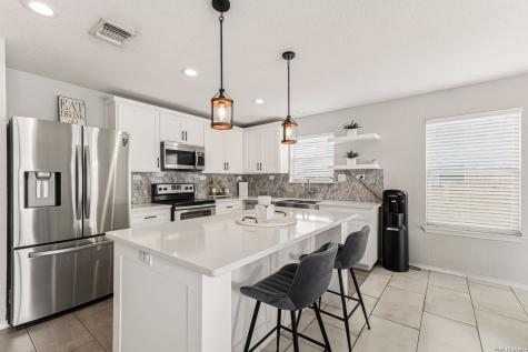 20803 Cape Coral San Antonio TX 78259