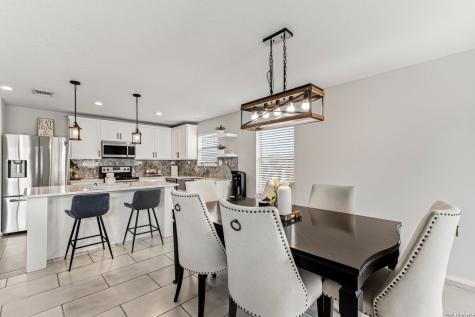 20803 Cape Coral San Antonio TX 78259