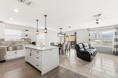 20803 Cape Coral San Antonio TX 78259