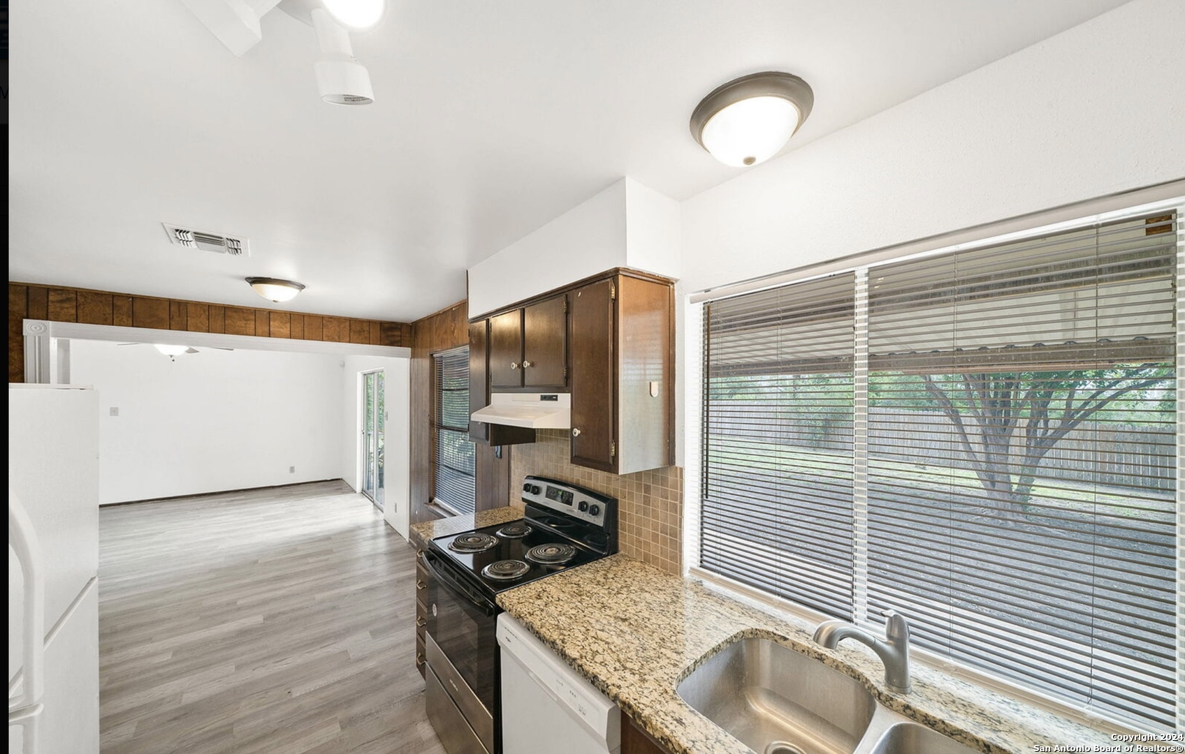 4426 Bayliss Street San Antonio TX 78233