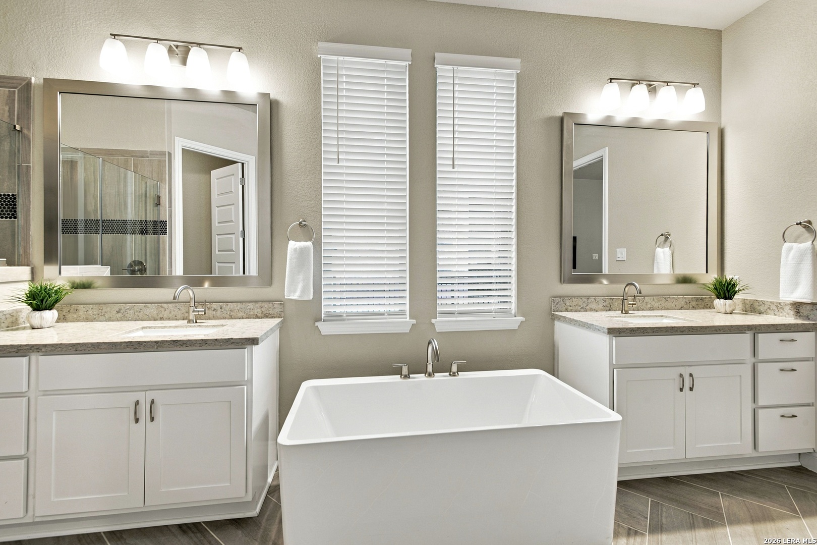 477 Vamanos Boerne TX 78006