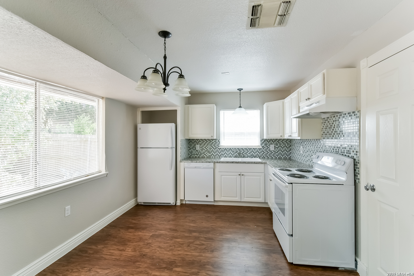 11822 El Sendero San Antonio TX 78233